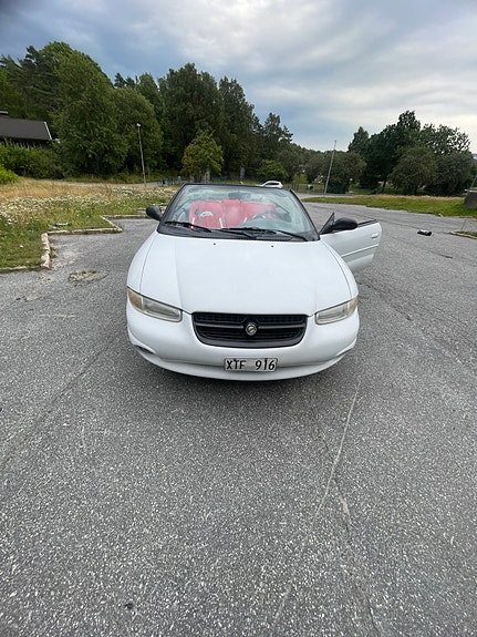 Chrysler Sebring 6 of 11