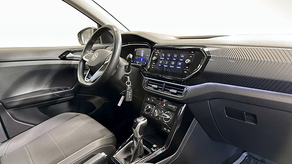 Volkswagen T-Cross 11 of 21