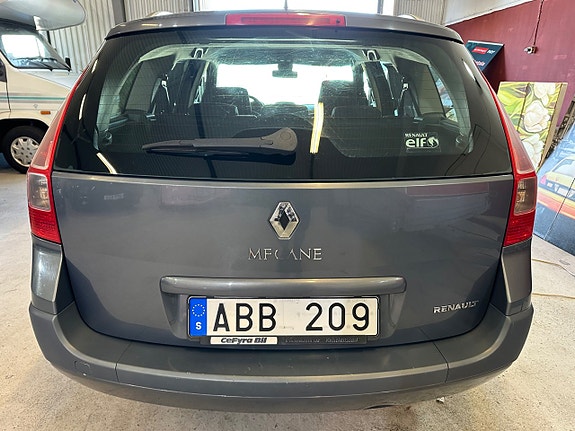 Renault Megane 5 of 11