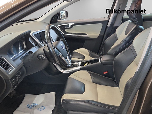 Volvo XC60 8 of 14