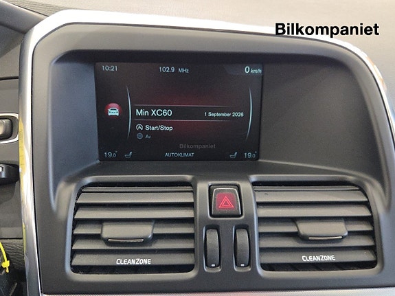 Volvo XC60 11 of 14