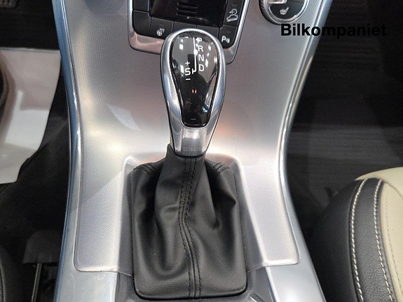 Volvo XC60 12 of 14