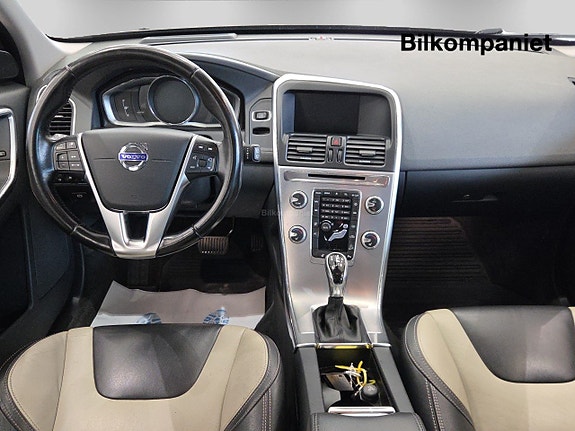 Volvo XC60 7 of 14