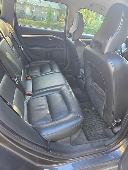 Volvo V70 5 of 5
