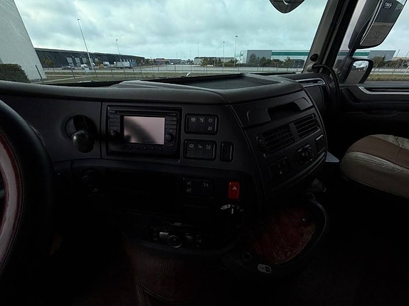 DAF 480 Serie 3969 16 of 19