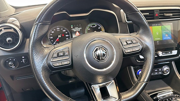 MG ZS 13 of 22