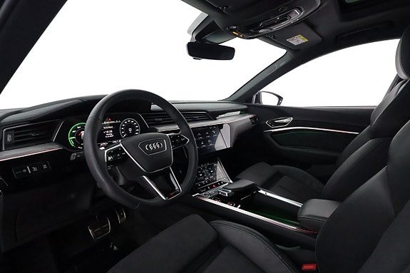 Audi Q8 e-tron 11 of 26