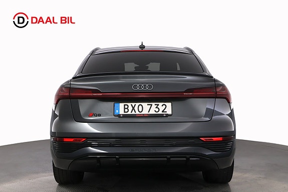 Audi Q8 e-tron 7 of 26