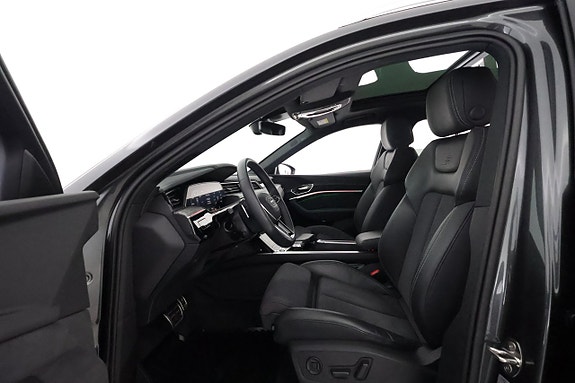 Audi Q8 e-tron 10 of 26