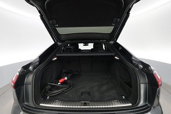 Audi Q8 e-tron 25 of 26