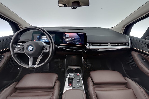 BMW 225e 13 of 28