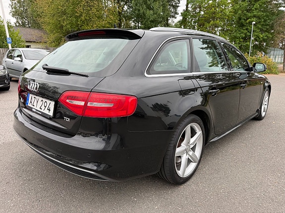 Audi A4 6 of 17