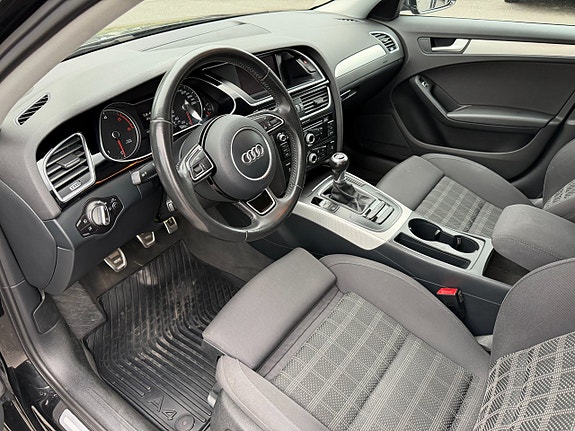 Audi A4 15 of 17