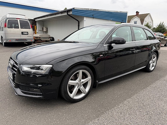 Audi A4 3 of 17