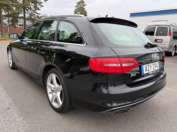 Audi A4 5 of 17