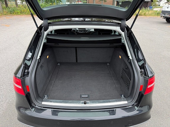Audi A4 16 of 17
