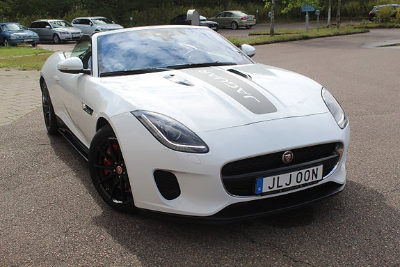 Jaguar F-TYPE 11 of 12
