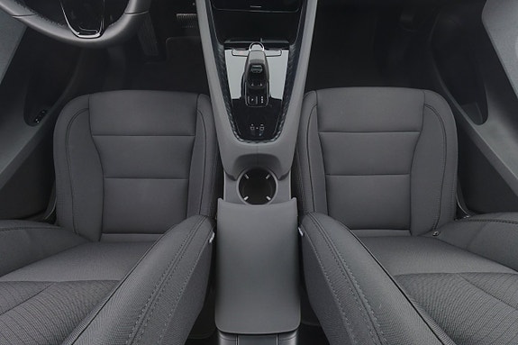 Polestar 2 14 of 27
