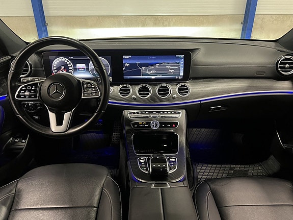 Mercedes-Benz E300 18 of 26