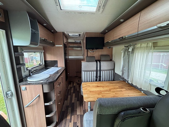 Knaus Sky Traveller 650 DKG 5 of 19