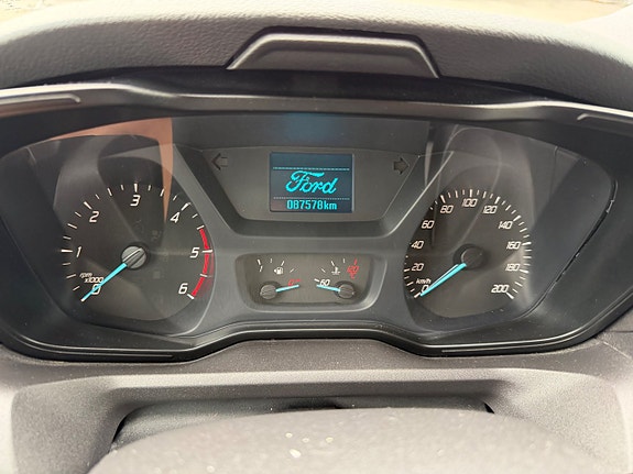 Ford Transit 11 of 12