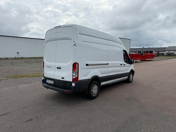 Ford Transit 5 of 12