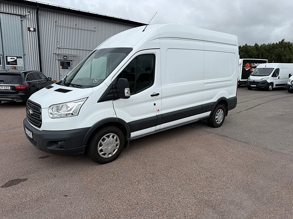 Ford Transit 4 of 12