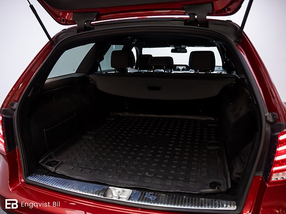 Mercedes-Benz E220 15 of 30