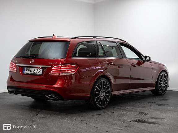 Mercedes-Benz E220 9 of 30