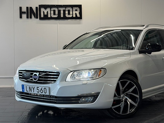 Volvo V70 2 of 30