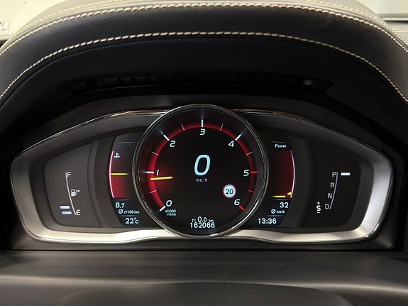 Volvo V70 21 of 30