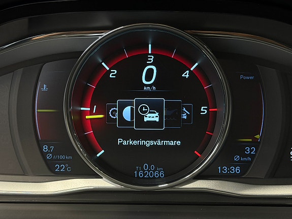 Volvo V70 22 of 30