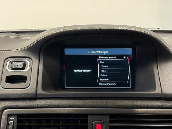 Volvo V70 28 of 30