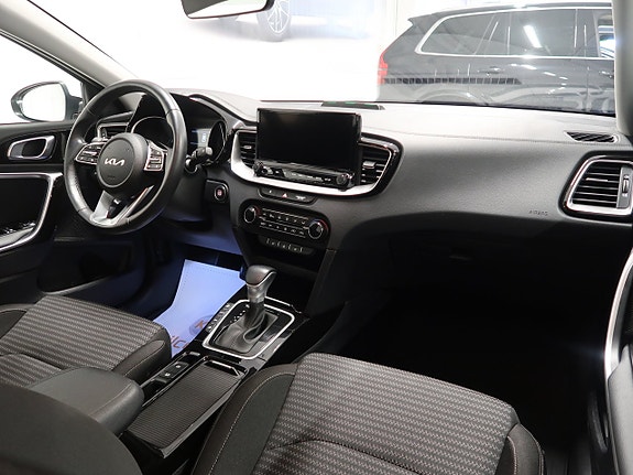 Kia Ceed 18 of 30