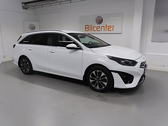 Kia Ceed 4 of 30