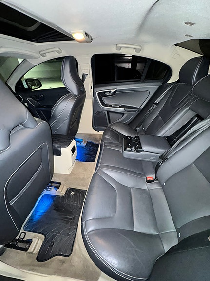 Volvo S60 4 of 13