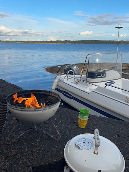 Crescent Stingray,  Yamaha 70 hk 6 of 12
