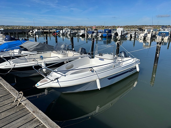 Crescent Stingray,  Yamaha 70 hk 3 of 12