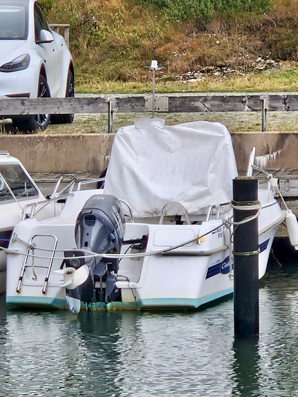Crescent Stingray,  Yamaha 70 hk 10 of 12