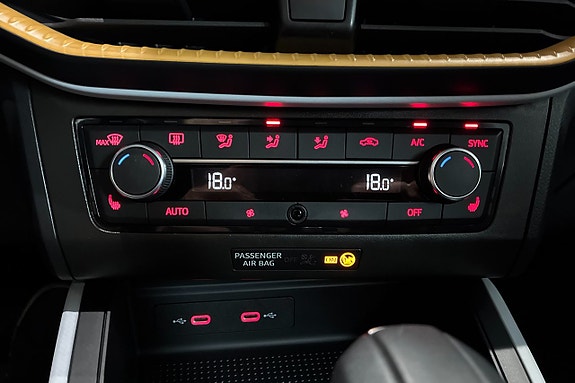 Seat Arona 22 of 22