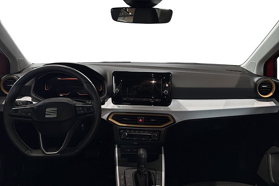 Seat Arona 16 of 22