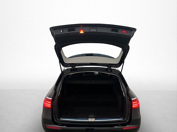 Mercedes-Benz E300 de 9 of 30