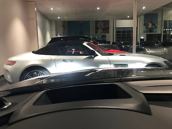 Audi S8 2 of 12