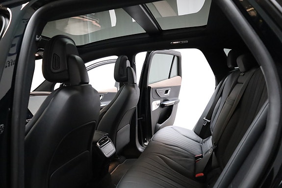 Mercedes-Benz EQE SUV 19 of 30
