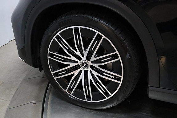 Mercedes-Benz EQE SUV 21 of 30