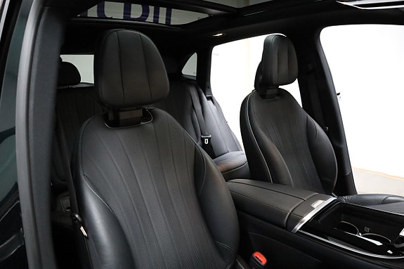 Mercedes-Benz EQE SUV 24 of 30