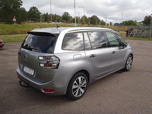 Citroen Grand C4 Picasso 4 of 16