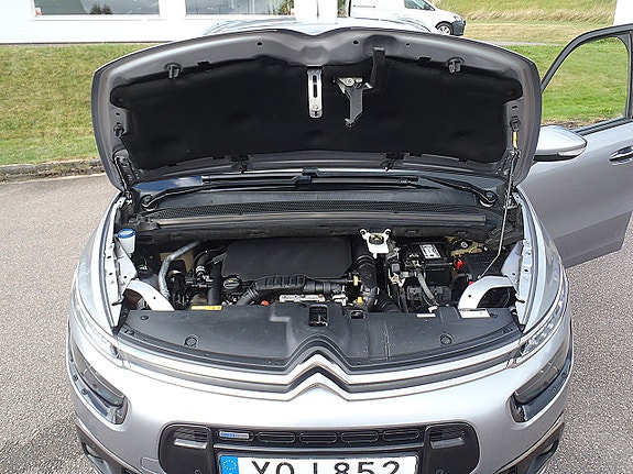 Citroen Grand C4 Picasso 13 of 16