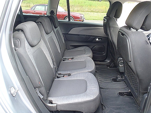 Citroen Grand C4 Picasso 11 of 16