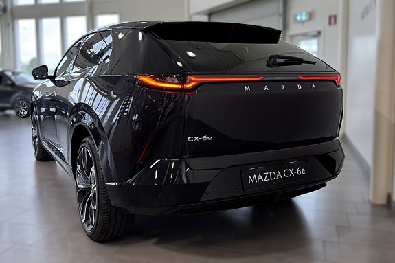 Mazda CX-6e 4 of 18